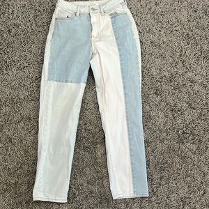 PacSun mom jeans. Two toned size 25